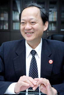 Taiwanese KMT Department of Health Minister Yeh Ching-chuan